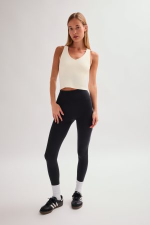 Daisy Zoe Superstretch Tank