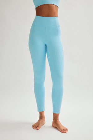 Snowcap Compressive High-Rise Legging