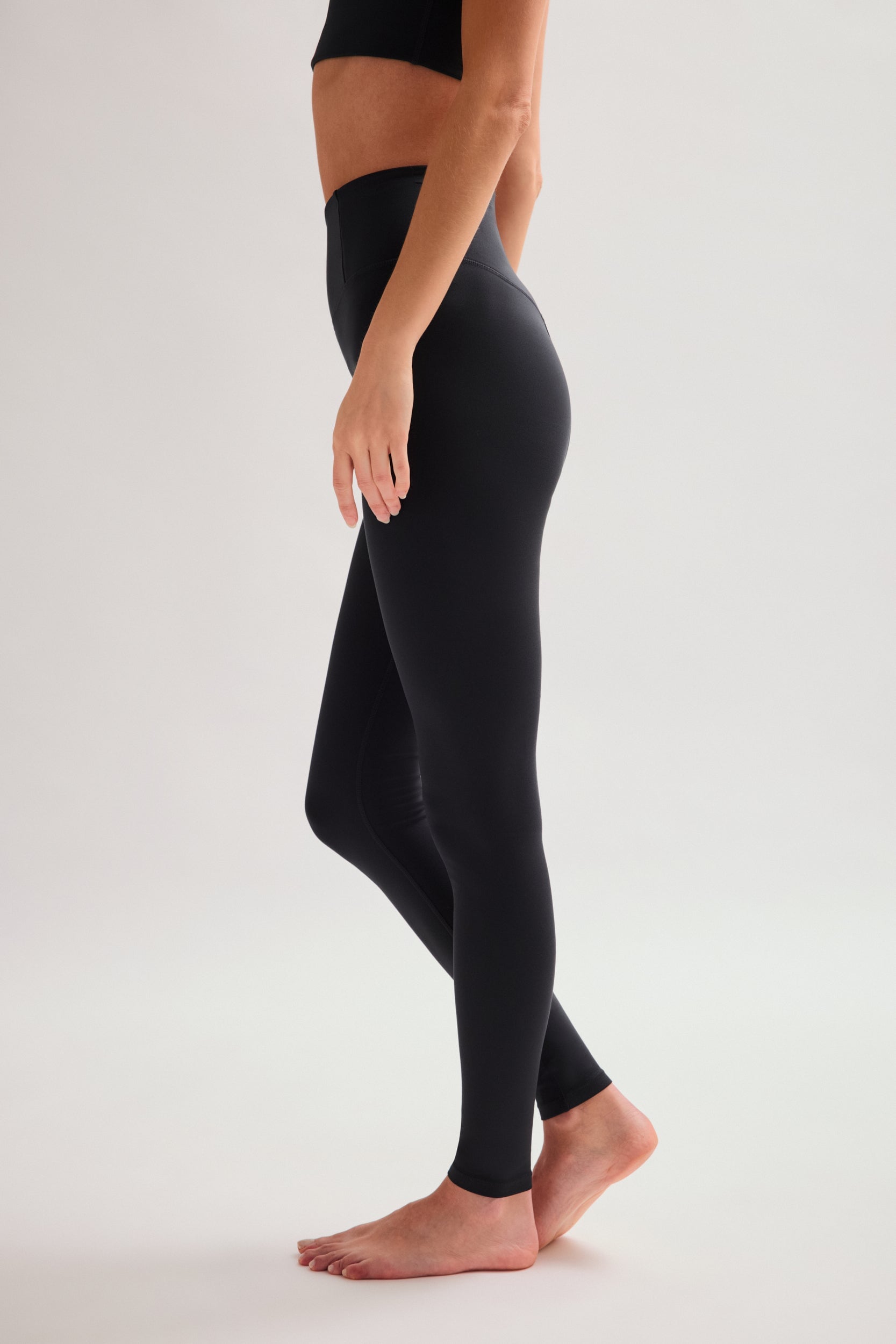 4021_Leggings_XS_Black_45_2500x-7