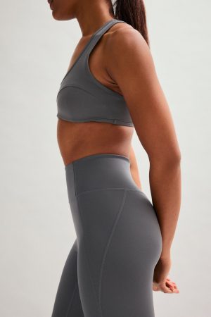 Moon Compressive High-Rise Capri