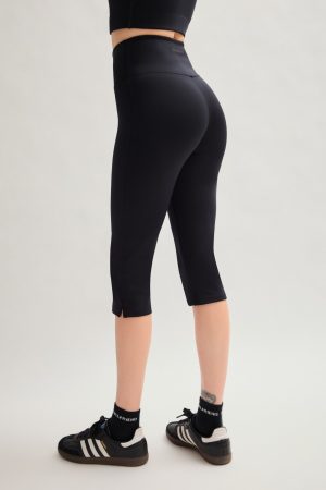 Black Luxe High-Rise Capri