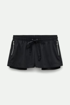 Black Vista Contrast Short