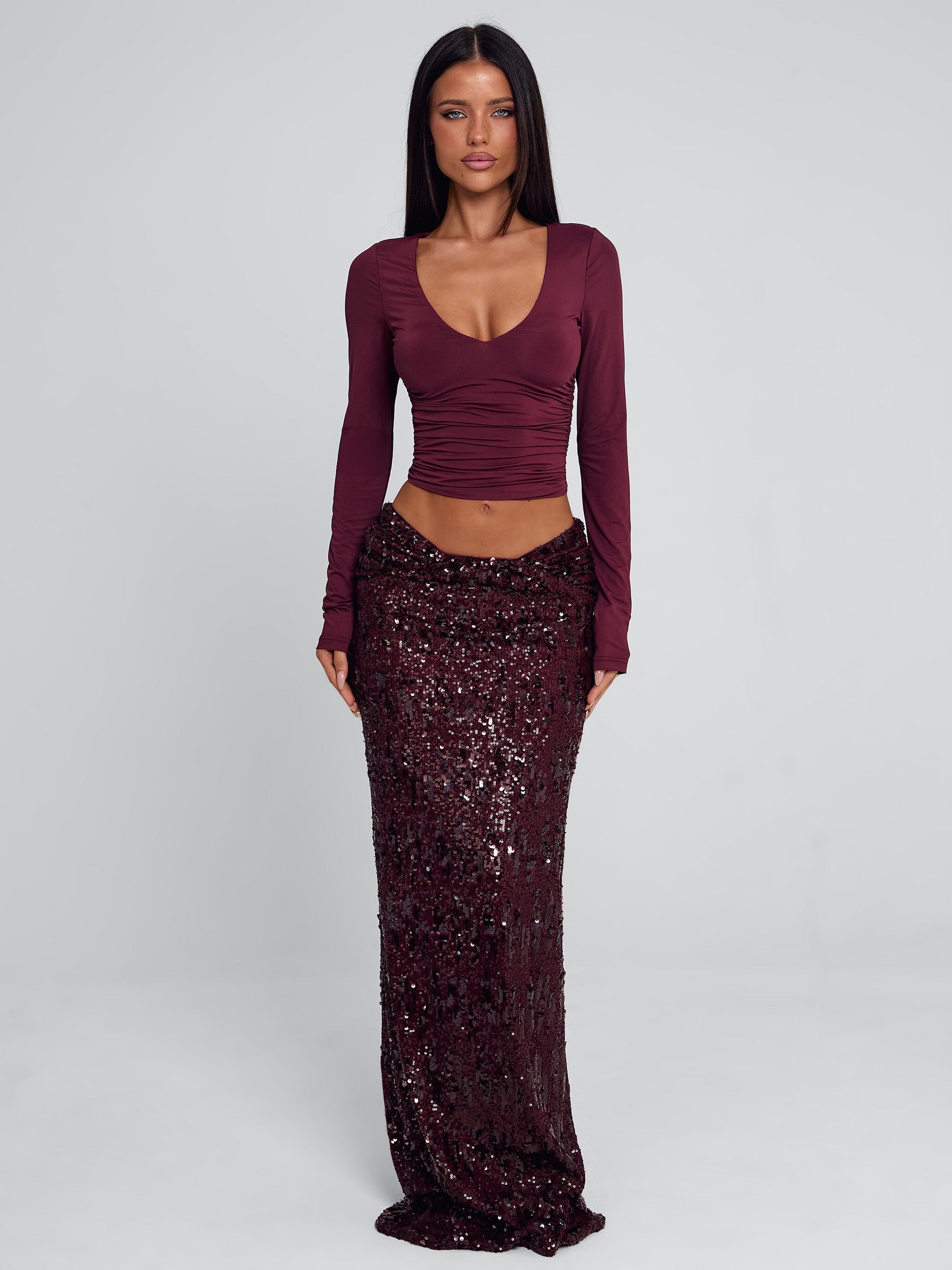 CAMHILLA-TOP-BURGUNDY-ISLE-MAXI-SKIRT_004_0124d87b-f041-4af8-957b-e0eb36bd6eda.jpg